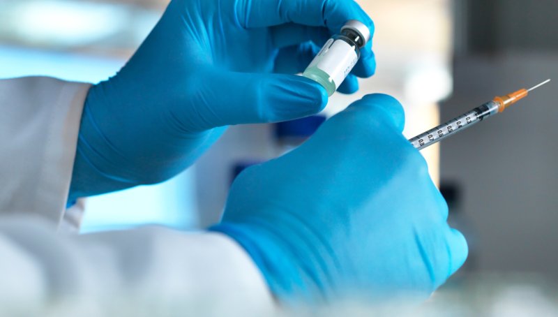 The Delta variant: UK a test-case for re-opening and vaccine impact?